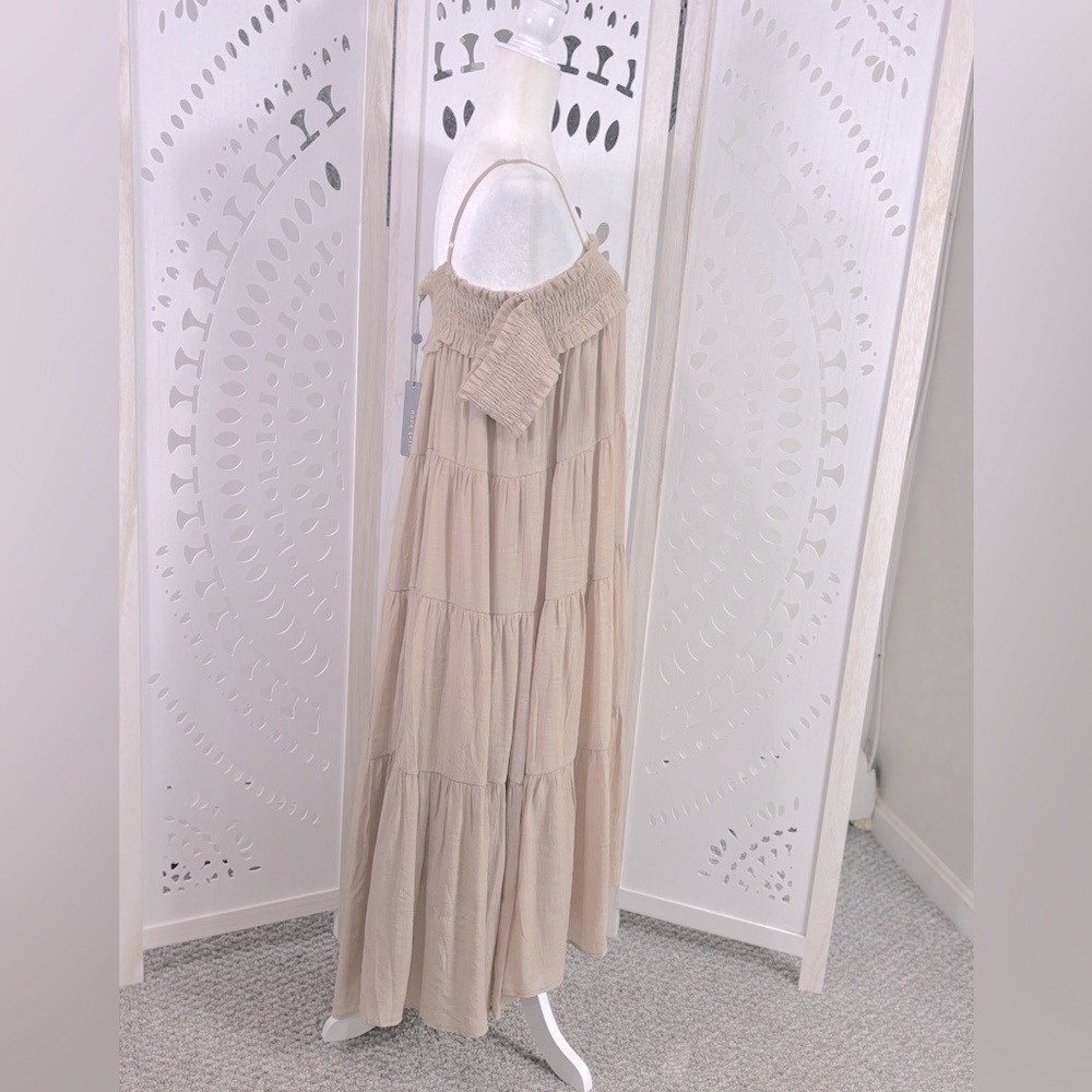 Anthropologie - Sarah Hann Smocked Off-The-Shoulder Tiered Dress - Picture 10 of 12